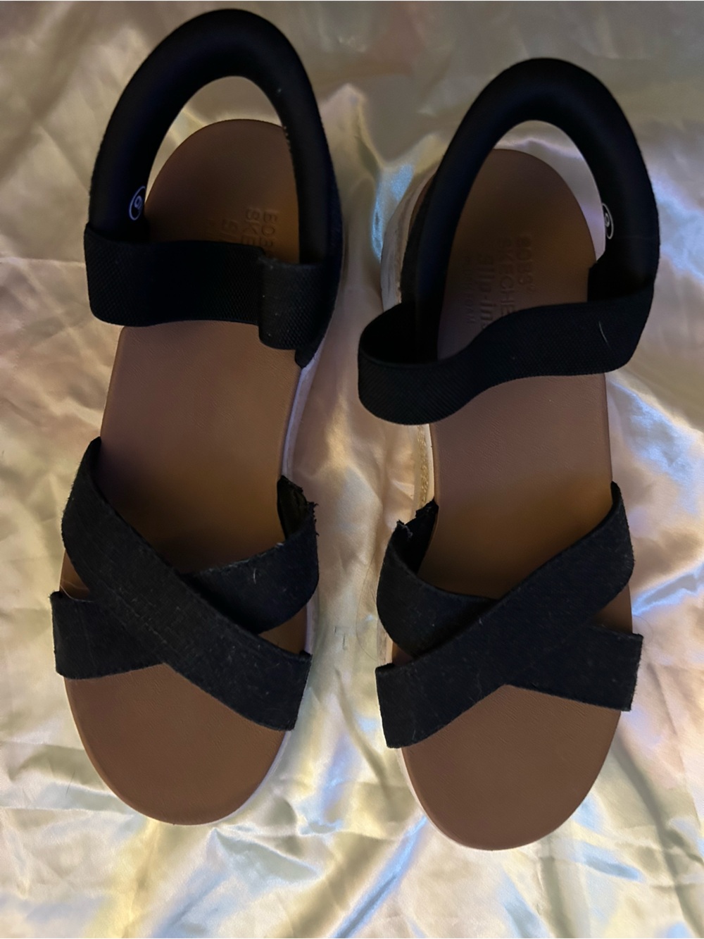 Skechers Bobs Slip Ins Black Women’s Sandals Size 9 - Picture 2 of 9